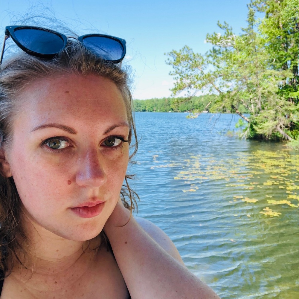 Meet your Posher, Christine